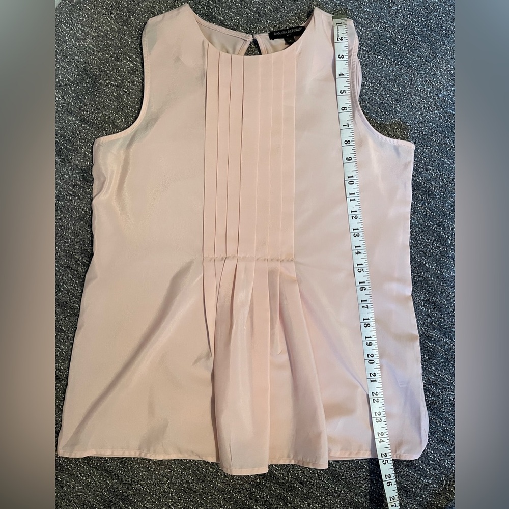 Banana Republic Sleeveless Top Size Small - Picture 7 of 9